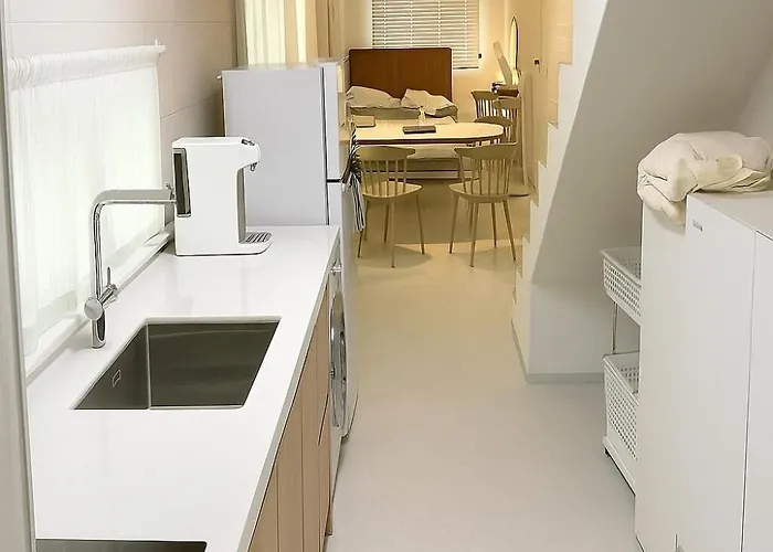 Hausda Bukchon Private Changdeok5min 3r2b 4q 8table 8person Anguk Station * Seúl