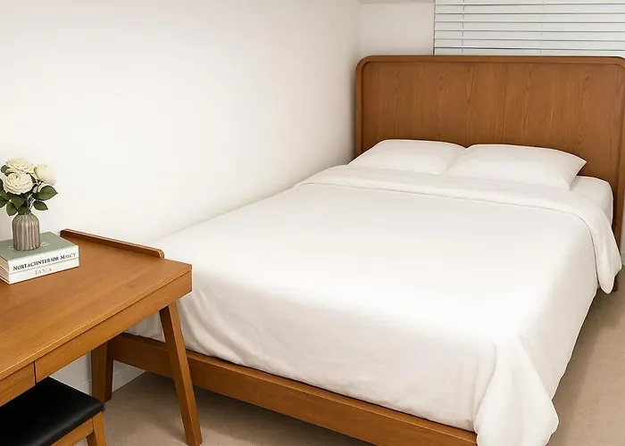 Apartamento Hausda Bukchon Private Changdeok5min 3r2b 4q 8table 8person Anguk Station *