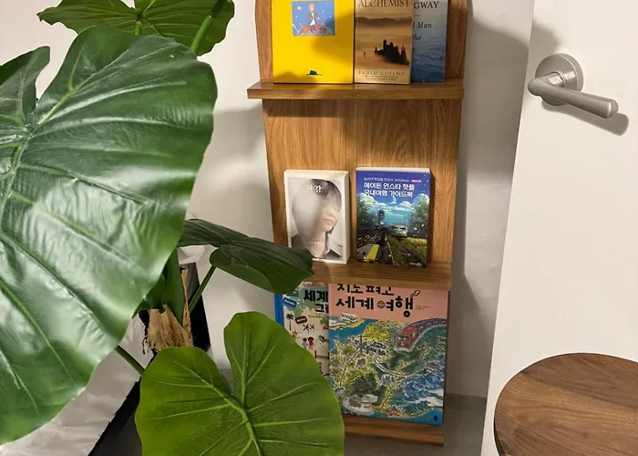 Hausda Bukchon Private Changdeok5min 3r2b 4q 8table 8person Anguk Station Seúl